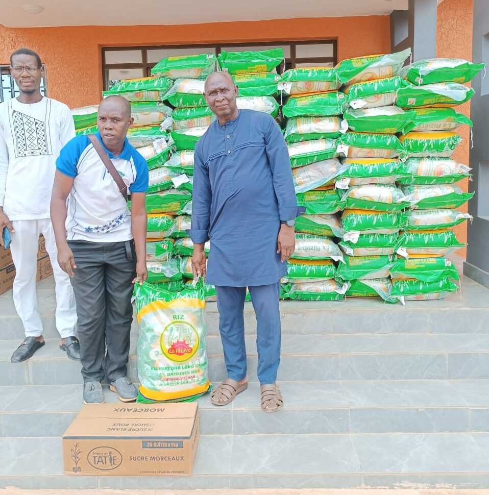 PÂQUES 2026 DANS LE TCHOLOGO, LE PRÉSIDENT TÉNÉ BIRAHIMA OUATTARA APPORTE SON APPUI À LA COMMUNAUTÉ CHRÉTIENNE.