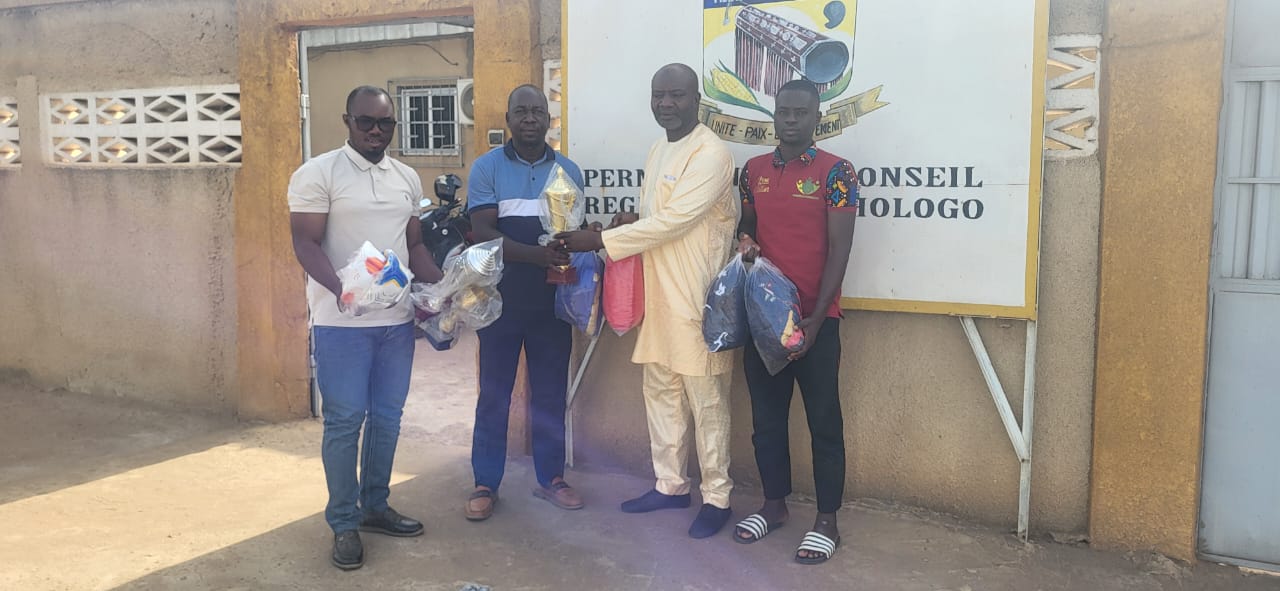 SPORTS : LE CONSEIL RÉGIONAL DU TCHOLOGO APPUIE LE FOUNDARA MARACANA CLUB DE OUANGOLODOUGOU